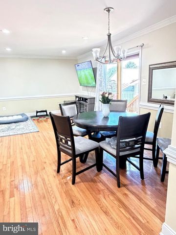 8580 KING CARTER ST, Manassas, VA 20110