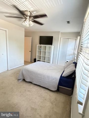 8580 KING CARTER ST, Manassas, VA 20110