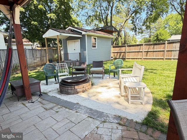 8580 KING CARTER ST, Manassas, VA 20110
