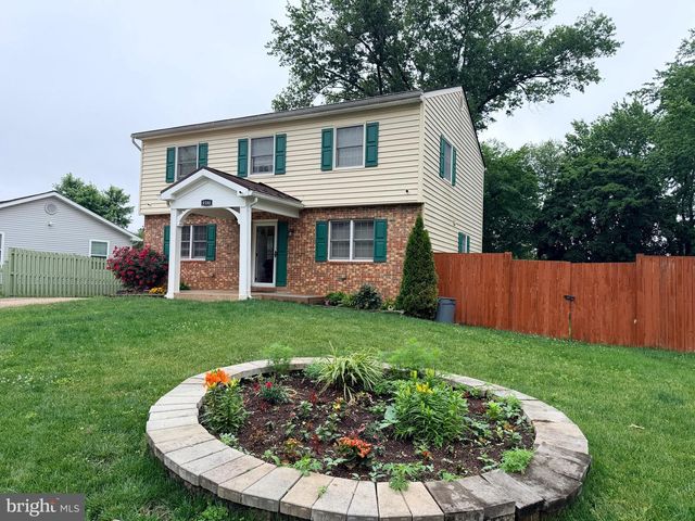 8580 KING CARTER ST, Manassas, VA 20110
