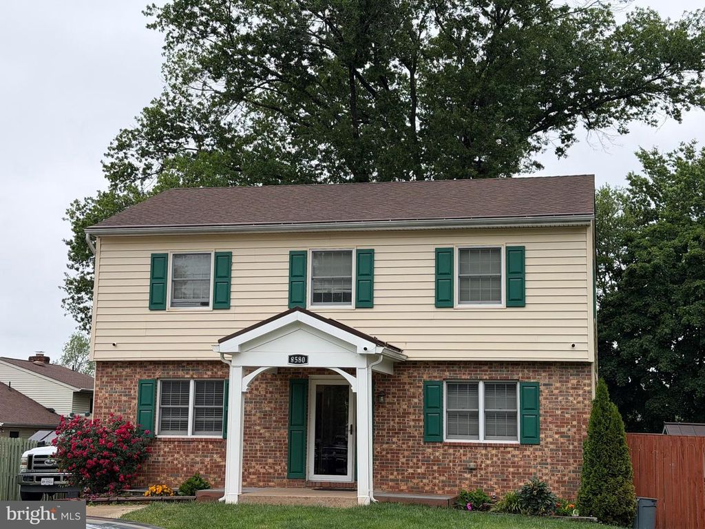8580 KING CARTER ST, Manassas, VA 20110