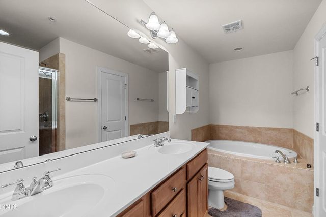 229 Rose Walk Lane, Carrboro, NC 27510