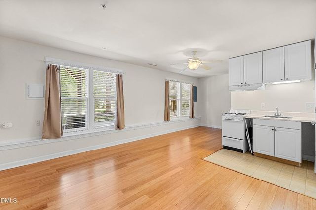 229 Rose Walk Lane, Carrboro, NC 27510