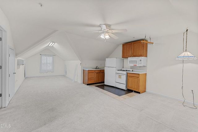 229 Rose Walk Lane, Carrboro, NC 27510