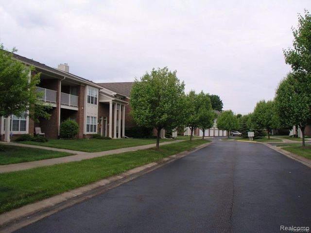 43915 Elm Drive, Sterling Heights, MI 48313