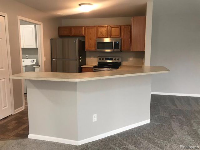 43915 Elm Drive, Sterling Heights, MI 48313