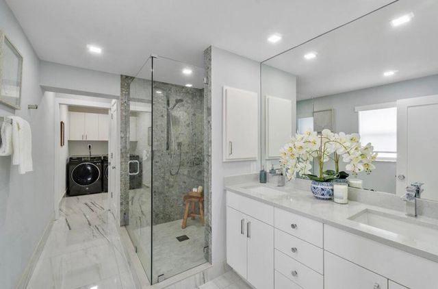 2846 NE 35th Court, Lighthouse Point, FL 33064