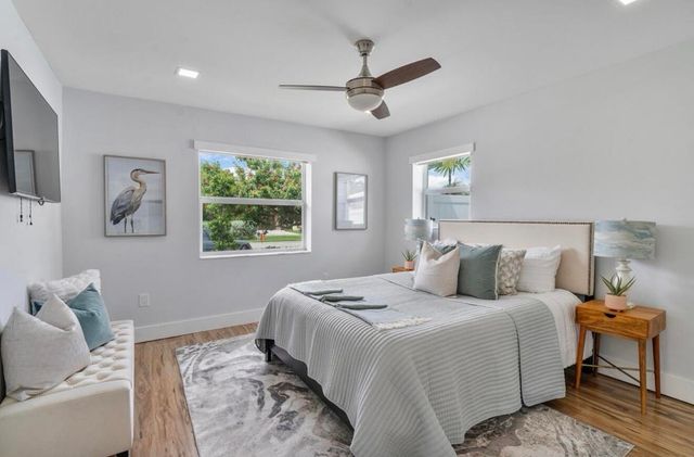 2846 NE 35th Court, Lighthouse Point, FL 33064