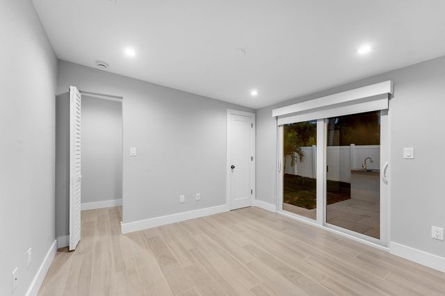 2846 NE 35th Court, Lighthouse Point, FL 33064