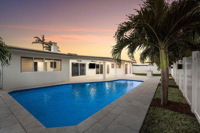 2846 NE 35th Court, Lighthouse Point, FL 33064