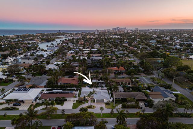 2846 NE 35th Court, Lighthouse Point, FL 33064