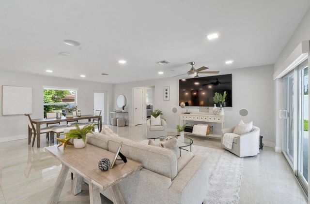 2846 NE 35th Court, Lighthouse Point, FL 33064