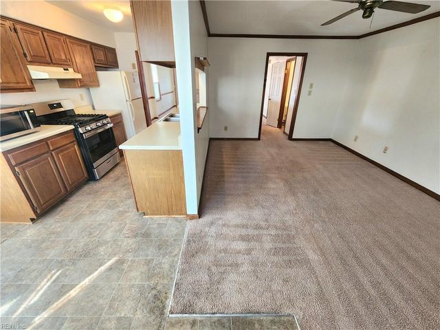 5534 Finespun Last, Virginia Beach, VA 23455