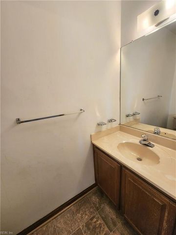 5534 Finespun Last, Virginia Beach, VA 23455