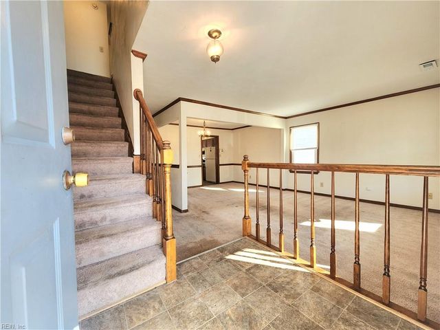 5534 Finespun Last, Virginia Beach, VA 23455