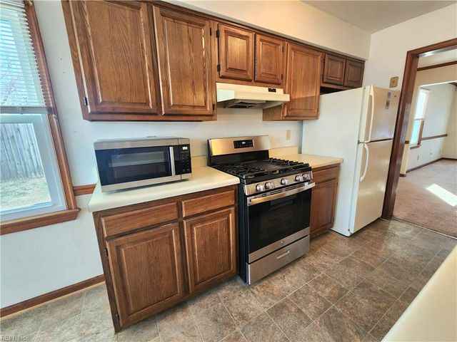 5534 Finespun Last, Virginia Beach, VA 23455