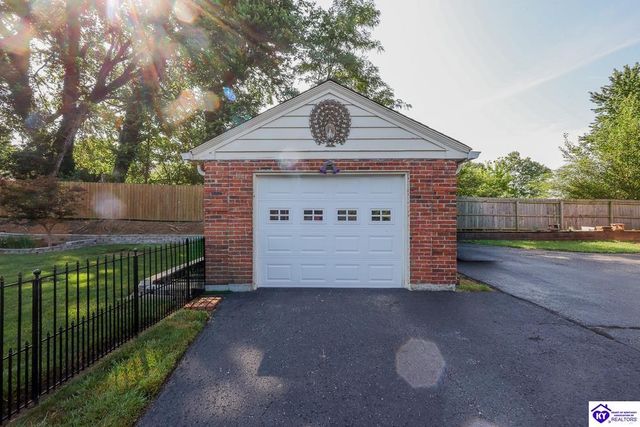 311 Churchill Court, Elizabethtown, KY 42701