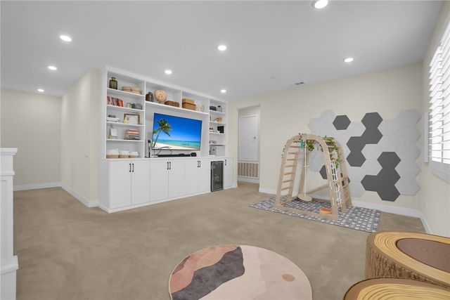 27014 Declaration, Valencia, CA 91381