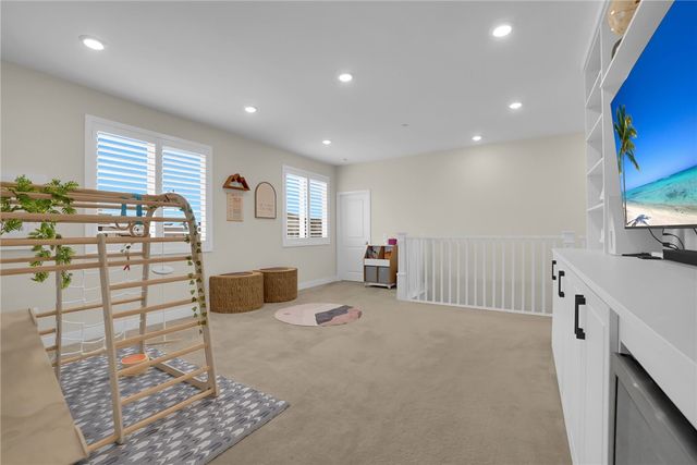 27014 Declaration, Valencia, CA 91381