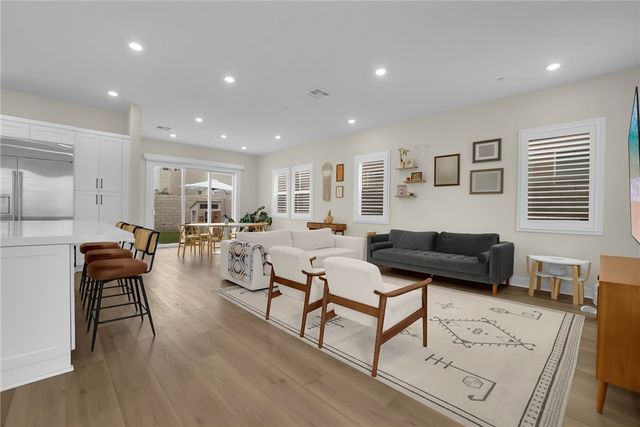 27014 Declaration, Valencia, CA 91381