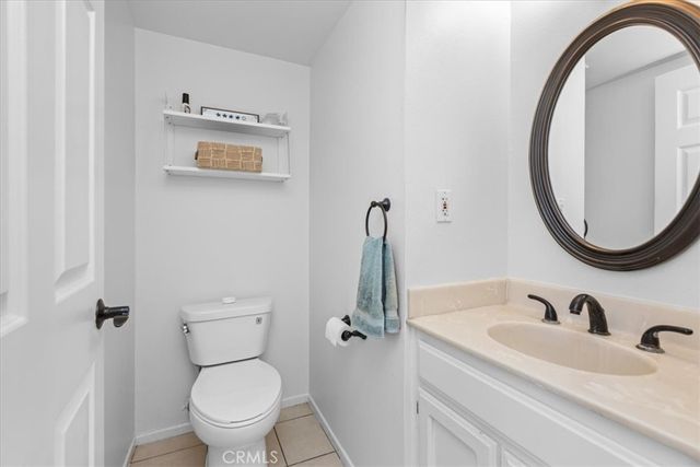19932 Sherman Way B, Winnetka, CA 91306