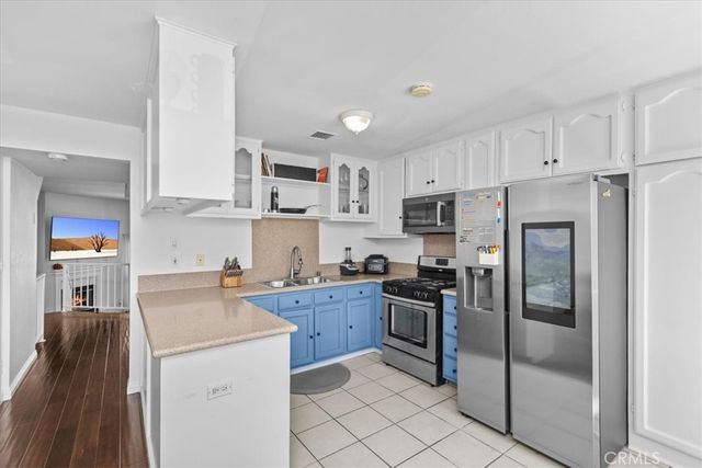 19932 Sherman Way B, Winnetka, CA 91306
