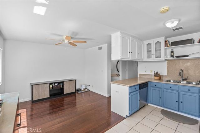19932 Sherman Way B, Winnetka, CA 91306