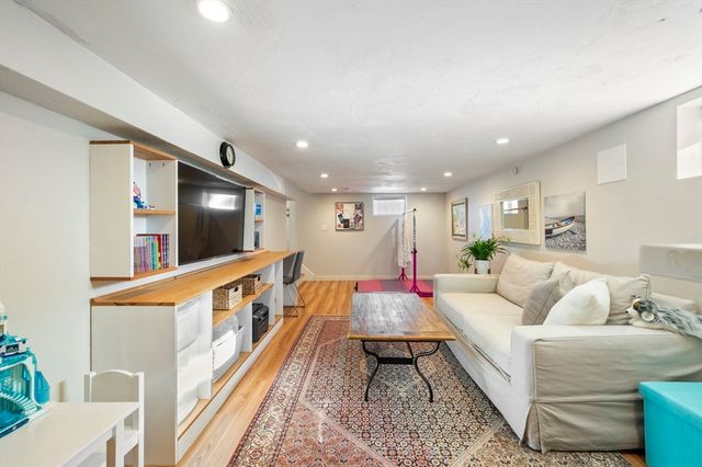 431 Eliot Street, Milton, MA 02186