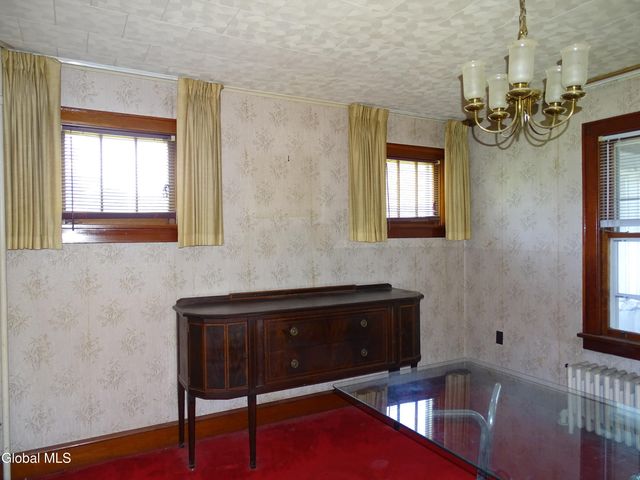 90 Cohoes Road, Colonie, NY 12189