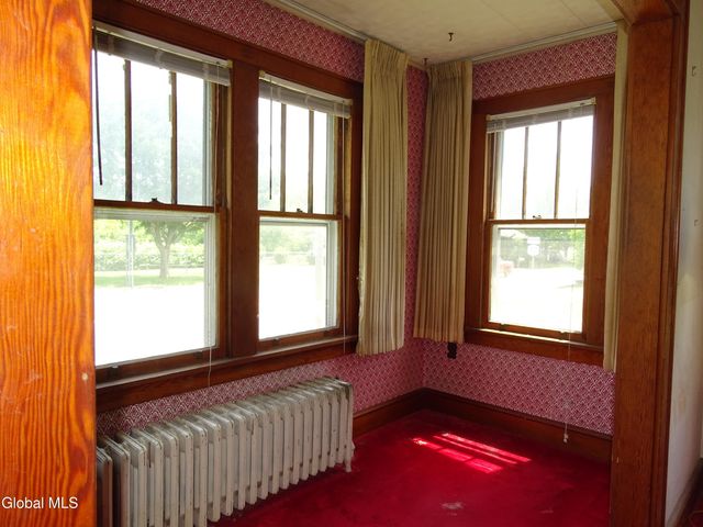 90 Cohoes Road, Colonie, NY 12189