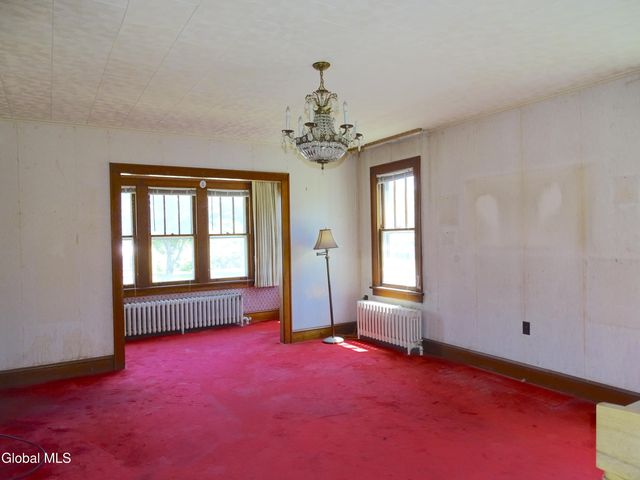 90 Cohoes Road, Colonie, NY 12189