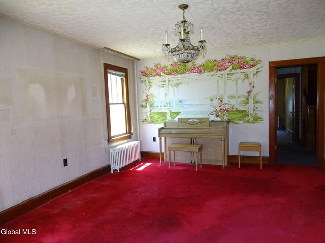 90 Cohoes Road, Colonie, NY 12189