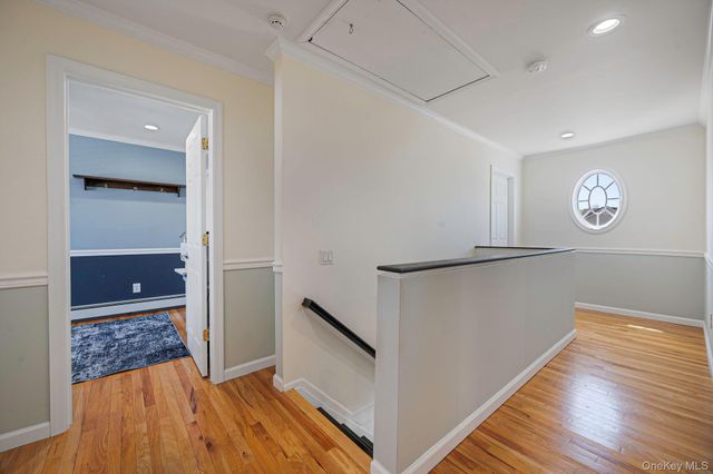 71 Hill Lane, Levittown, NY 11756