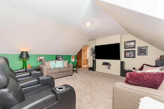 7706 Garden Lane, Justice, IL 60458