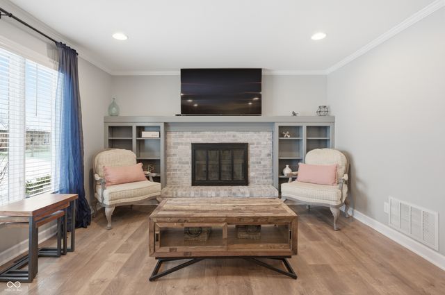 4724 Lambeth Walk, Carmel, IN 46033