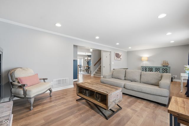 4724 Lambeth Walk, Carmel, IN 46033