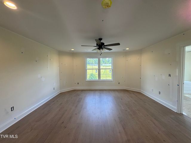 541 Larkins Farm Drive, Jonesborough, TN 37659