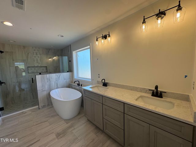 541 Larkins Farm Drive, Jonesborough, TN 37659