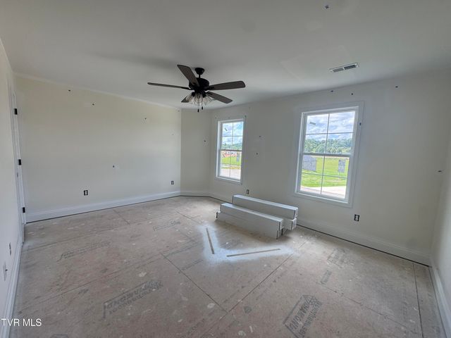 541 Larkins Farm Drive, Jonesborough, TN 37659