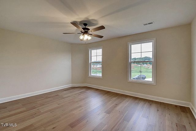 541 Larkins Farm Drive, Jonesborough, TN 37659