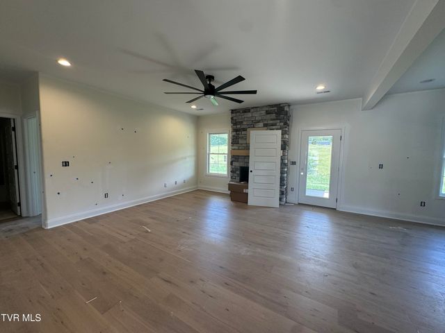 541 Larkins Farm Drive, Jonesborough, TN 37659