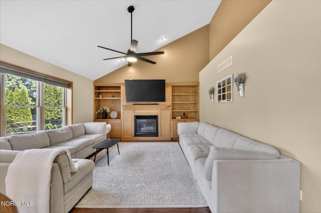 1106 Springcrest Drive, Waterville, OH 43566
