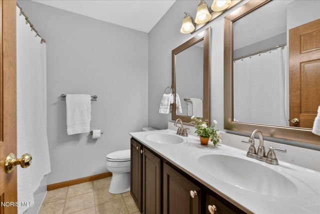1106 Springcrest Drive, Waterville, OH 43566