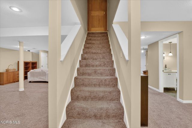 1106 Springcrest Drive, Waterville, OH 43566
