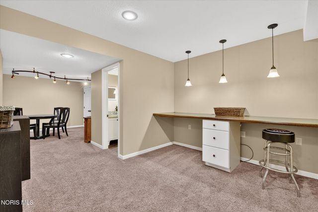 1106 Springcrest Drive, Waterville, OH 43566