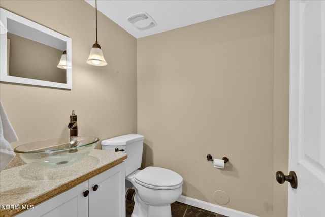 1106 Springcrest Drive, Waterville, OH 43566
