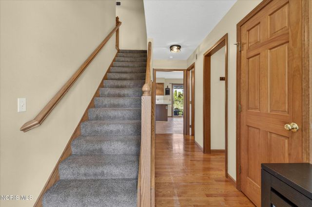1106 Springcrest Drive, Waterville, OH 43566