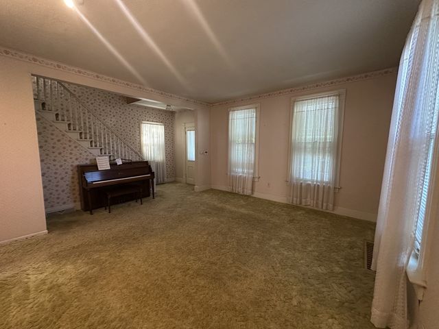 1615 W 15th Street, Davenport, IA 52804