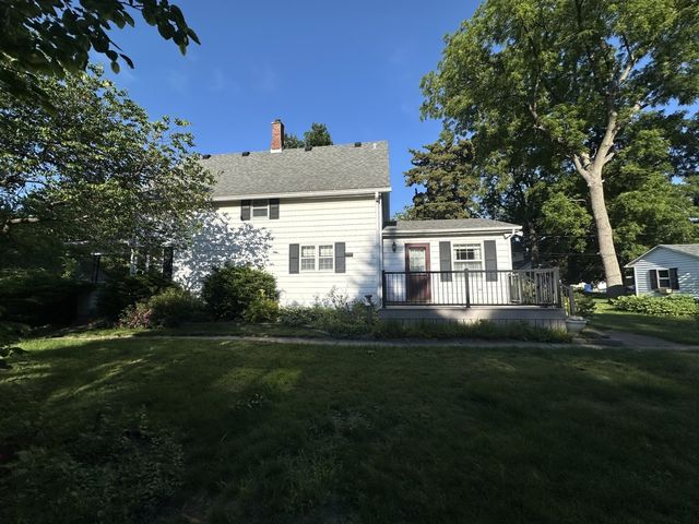 1615 W 15th Street, Davenport, IA 52804