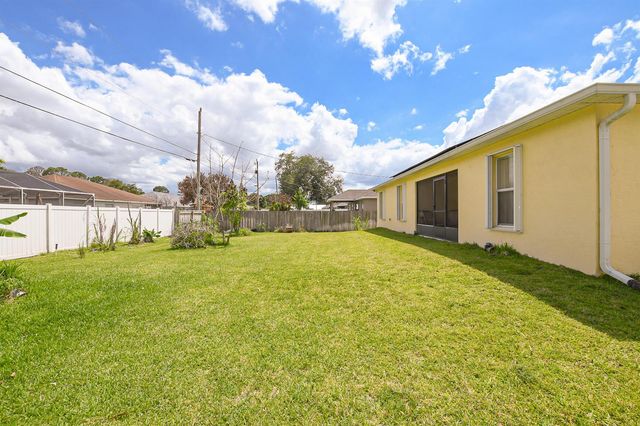 1961 SW Diamond Street, Port St. Lucie, FL 34953
